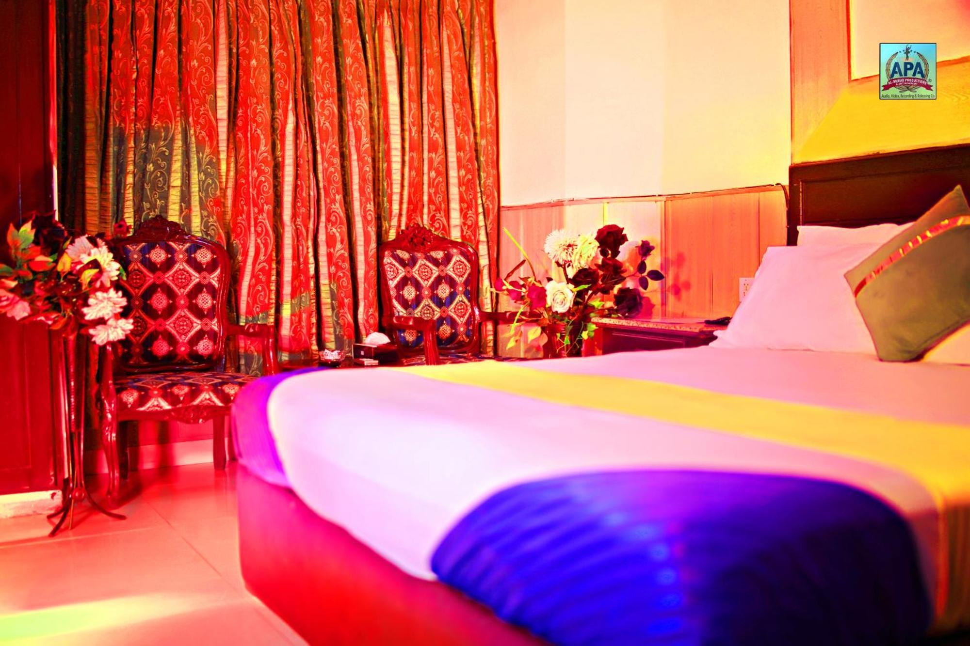Quick continental Hotel - Jail Road Lahore Esterno foto
